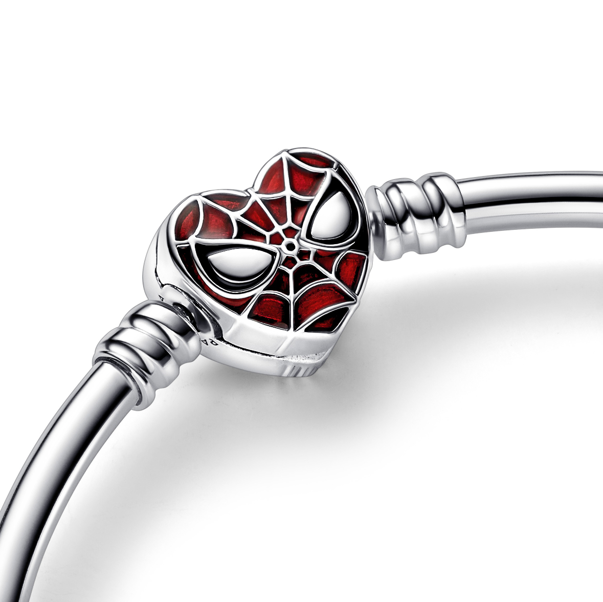 the spider-man pandora bracelet 😍>>